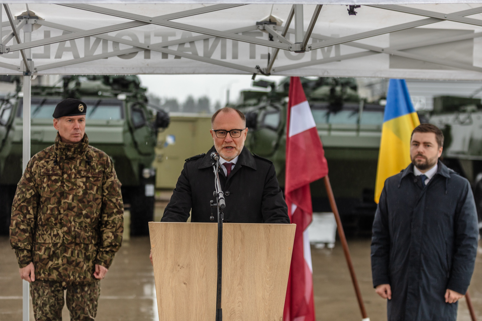 Ukrainai piegādāta nākamā partija ar “Patria” 6x6 bruņutransportieriem