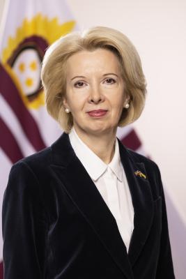Foto: aizsardzības ministre Ināra Mūrniece