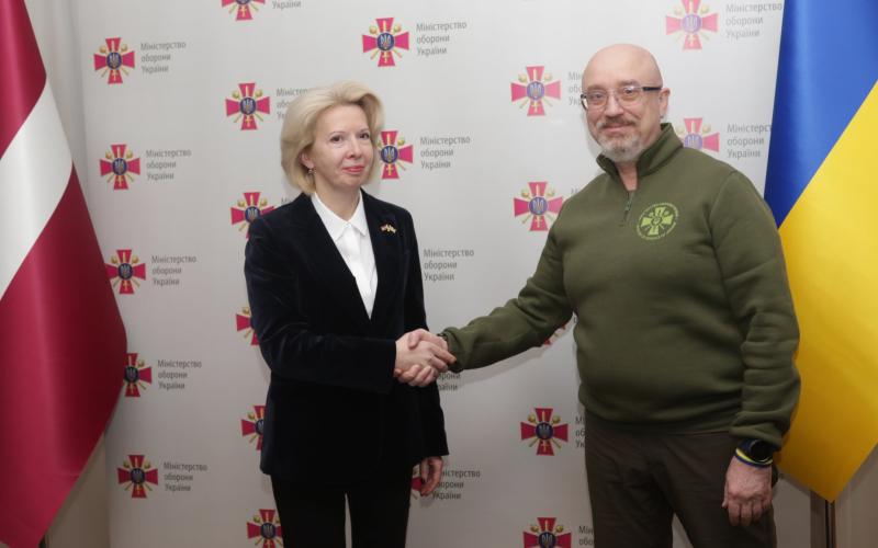 Aizsardzības ministres vizīte Kijivā